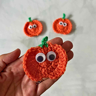 how to crochet a cute pumpkin
