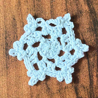 easy winter coaster crochet pattern