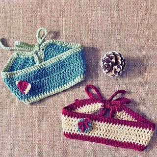 Simple Christmas headband crochet pattern for beginners