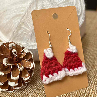 Festive Santa Claus Hat Earrings Crochet Pattern for Christmas