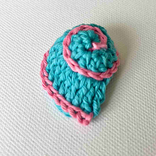 Fibonacci seashell crochet pattern