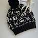 Gothic Skulls Hat pattern 