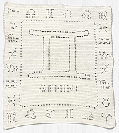 Angela Silvester: Yarn: 
DK 280g, Hook: 4mm. 31in x 37in