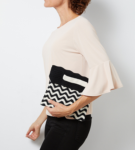 Chevron Wristlet Clutch Bag photo 5