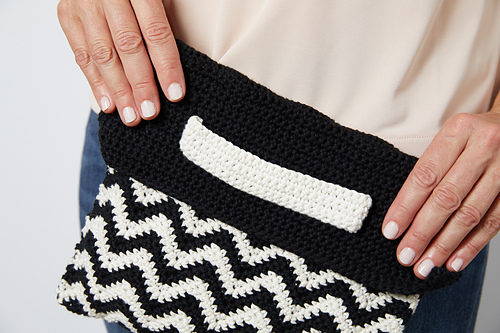 Chevron Wristlet Clutch Bag photo 1