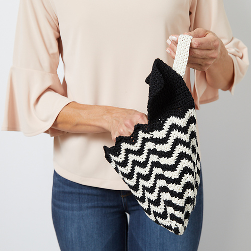 Chevron Wristlet Clutch Bag photo 3