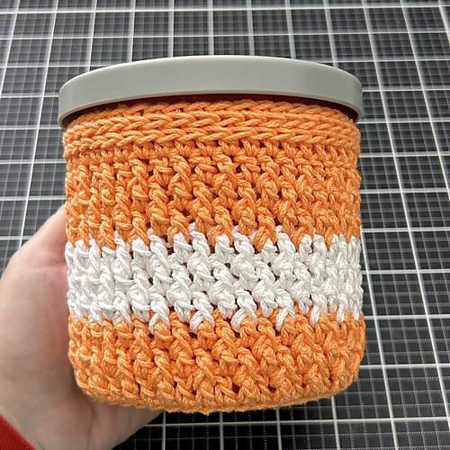 Heya everyone! I'm taking part in a test knit for the