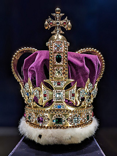 Inspiration - St Edward's Crown, coronation crown, Crown Jewels, UK
