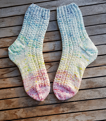 Ravelry: Ä Schälchen Heeßen pattern by Kathleen Lyane