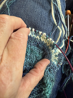 Believe it or not, but I had to re-start the fair isle section three times!!!! :scream:
