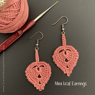 Mini leaf earrings | Crochet pattern