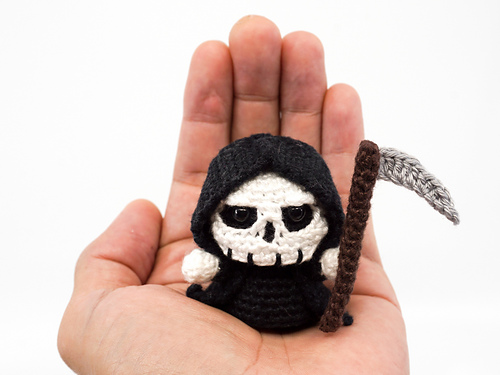 Mini Grim Reaper Amigurumi photo 5