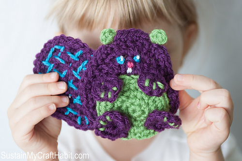 Baby Beaver Crochet Applique photo 1