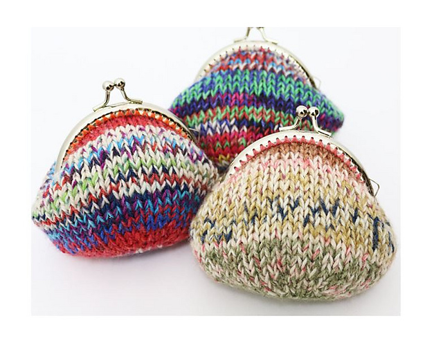Ravelry Knitting Coin Purse pattern by Seeknit