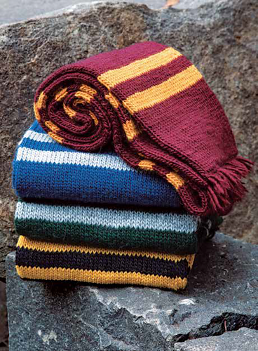 Hogwarts-Hus-skjerfene - Insight Editions
