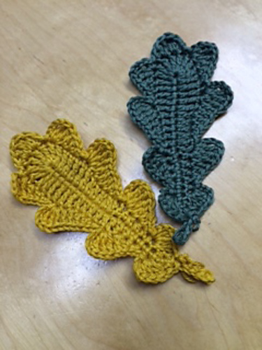 Oak leaves photo 5