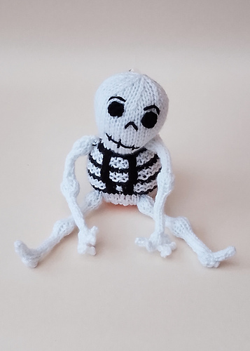 Ravelry: Skeleton Chocolate Orange Cosy pattern by Suzy Cowper