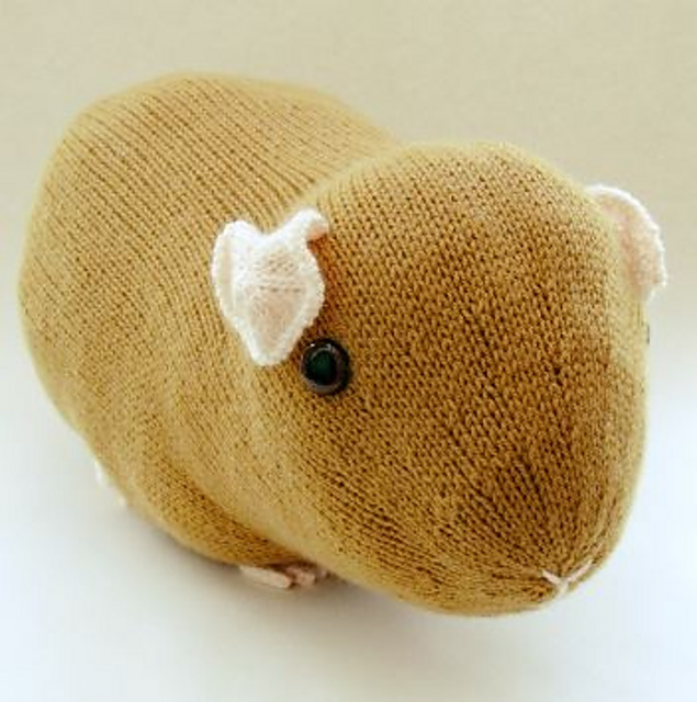 Ravelry Guinea Pig Bolster Cushions pattern by Susan Cowper
