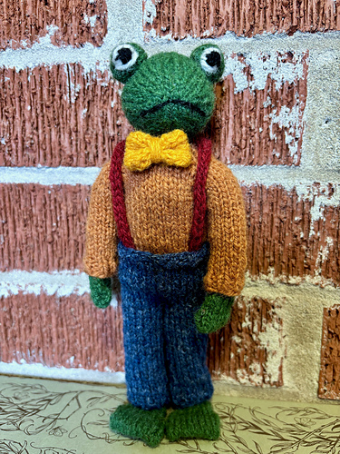 Dapper Frog