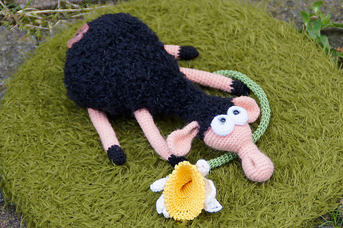 082 Dolly the sheep Amigurumi fluffy toy photo 3