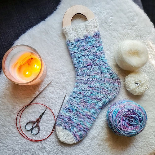 Ravelry Magic Heel Socks DK Mohair pattern by Judy Jewell