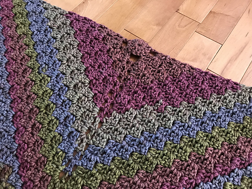 Tea Cakes Shawl photo 2