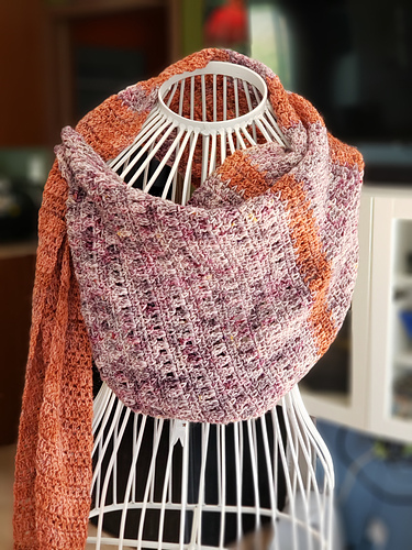Ravelry: Simplicity Scarf pattern by The Frosted Stitch