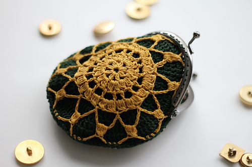 Gold and Jade Coin Purse photo 1
