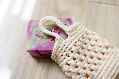 Puff Stitch Soap Saver