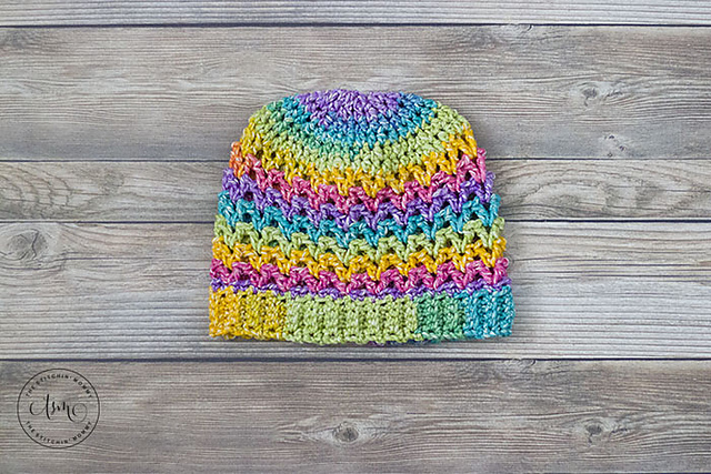 Ravelry: Rainbow Love Hat pattern by 