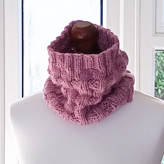 The Valencia Cowl