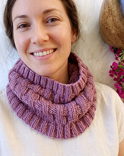 The Valencia Cowl
