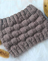 The Lisetta Cowl