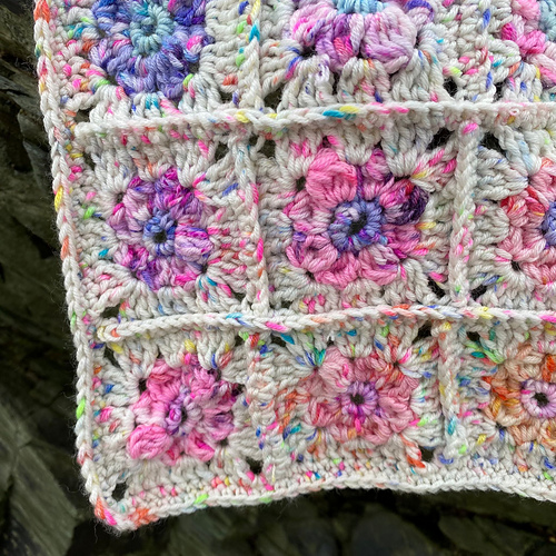 Ravelry Frida's Flowers Crochet Blanket pattern by The Yarn Artist