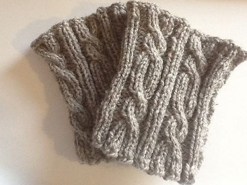 Double Knot Cable Boot Cuff photo 1
