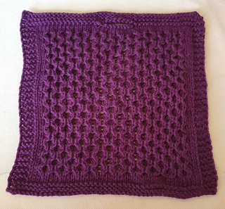 Ravelry: Honeycomb Hive Dishcloth pattern by Therese Tokle
