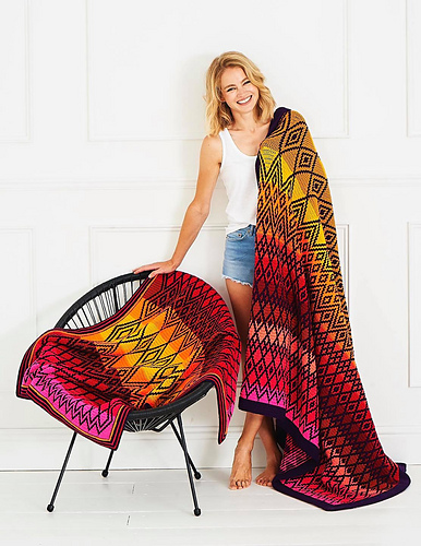 Ravelry: Queen CAL pattern by Tinna Thórudóttir
