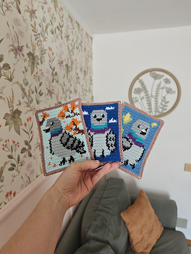 3 pigeon wall hangings