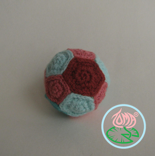 AMIGURUMI FOOTBALL / SOCCER BALL + 2 variations photo 3