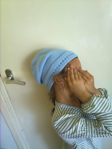 Ravelry: Slouchy hat pattern by 101 ideaa Team