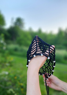 Digital pattern for a DIY crochet summer hat, perfect for handmade accessory enthusiasts