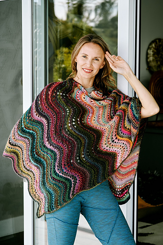 Ravelry: 6601G Colorissimo Short Row Fan St. Poncho pattern by