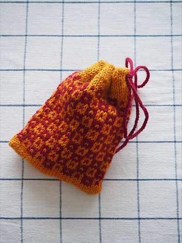 Golden Vermillion Necessaire photo 9