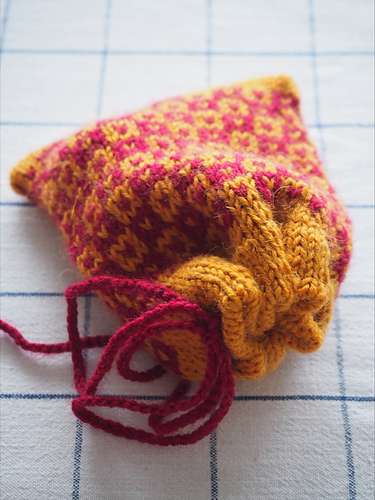 Golden Vermillion Necessaire photo 6