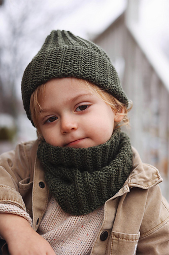 Trailway Hat + Cowl Set photo 1