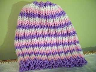 Ravelry: UltraAmbiguousID's Tricolor Basic Stretchy Hat (2001)