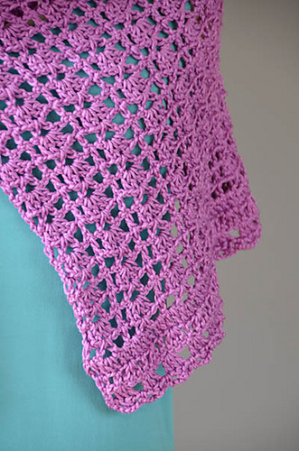 Skylark Capelet photo 3