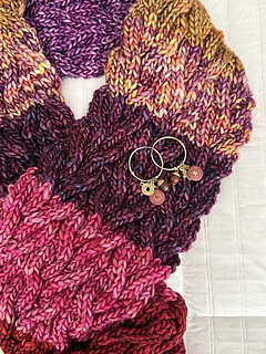 Malabrigo mecha light bulky in various scraps