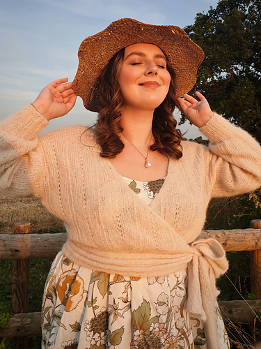 20220814_194325_polarr_2_mediu