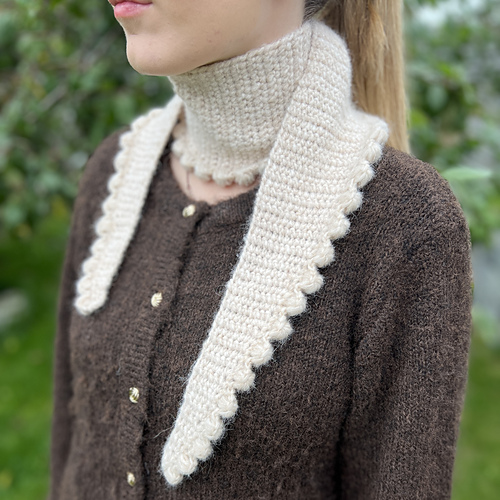 Polly mini scarf